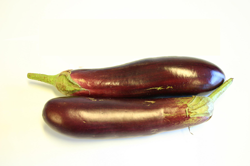 BHATA/AUBERGINE SURINAAMS PER KG