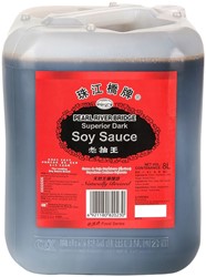 PEARL R.B (GROOT) DARK SOY SAUCE 8LTR PER FLES
