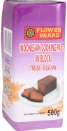 TRASSI BLOK PASTA (RAUW) 500G PER STUK